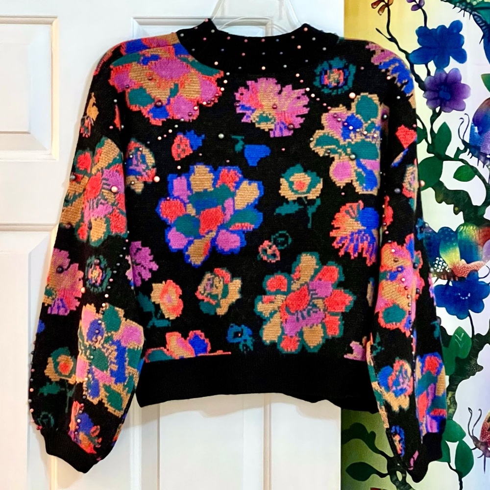 πΊπHPππΊ NWT Farm Rio Lilyβs Garden Embroidered Sweater - Picture 14 of 16